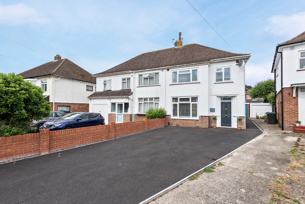 24 Almond Close, West Bedhampton, PO9 3LP Vendors and Buyers